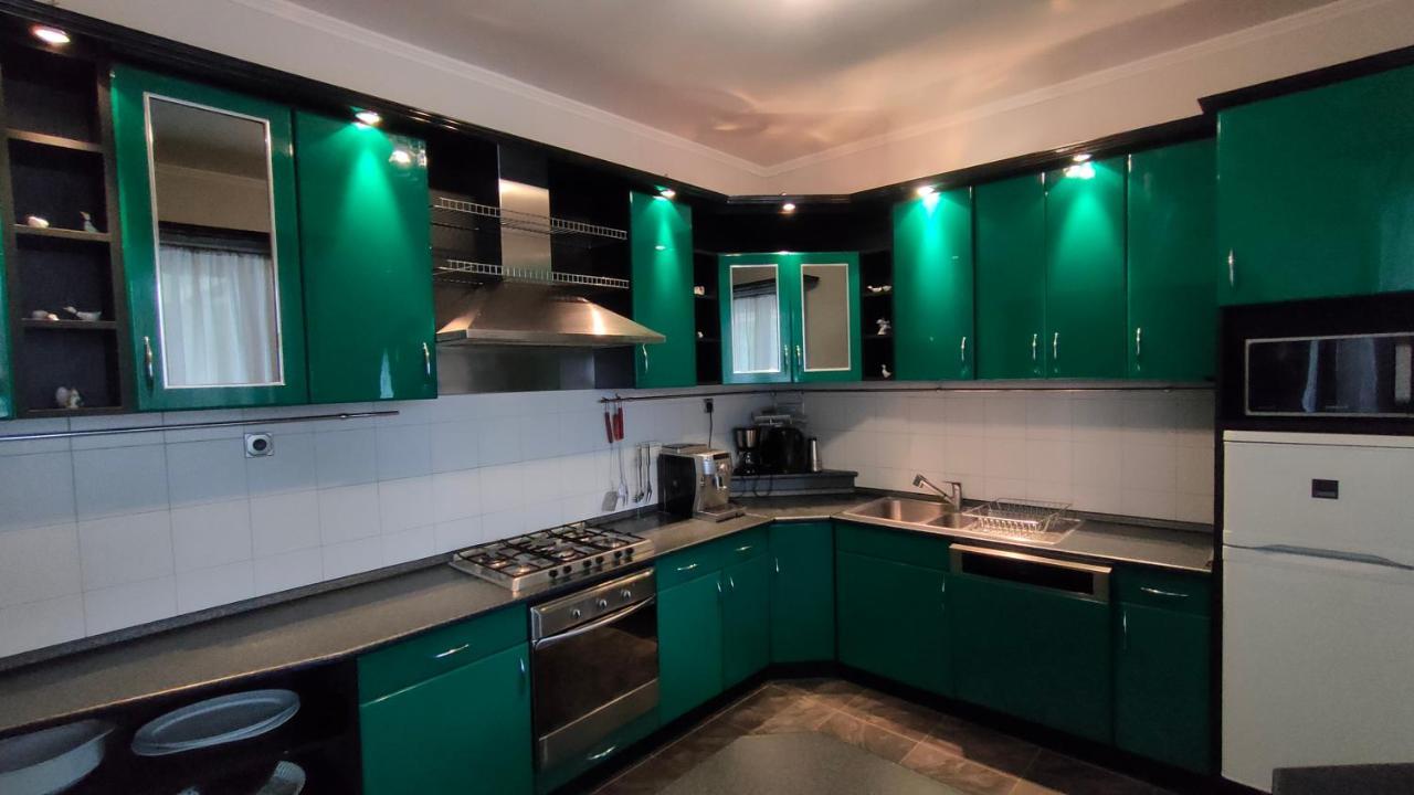Nikolux Apartman Hajduszoboszlo Exterior foto