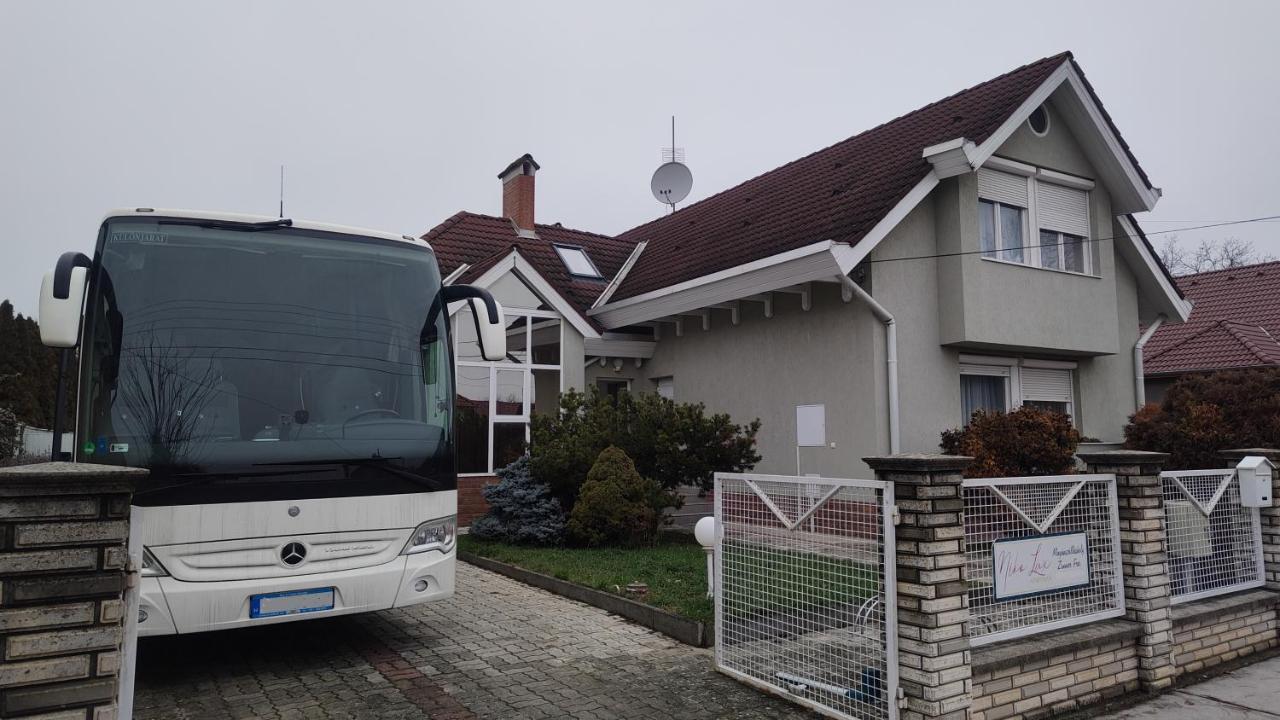 Nikolux Apartman Hajduszoboszlo Exterior foto